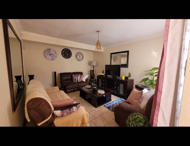 3 BEDROOM SIMPLEX RENTED IN BRACKENDOWNS